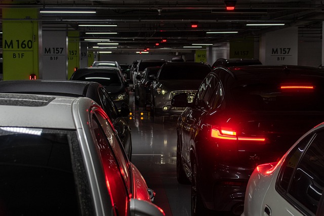 Experiência com veículos autônomos: repórter avalia a condução e o estacionamento automáticos; VÍDEO